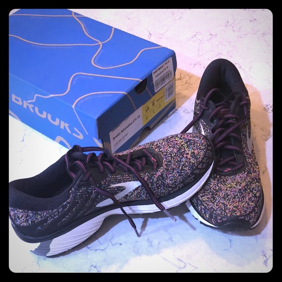 brooks adrenaline gts 10 yellow